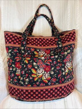 Vera Bradley Retired Quilted Premium Cotton Floral L ShoulderTote 2002 Anastasia